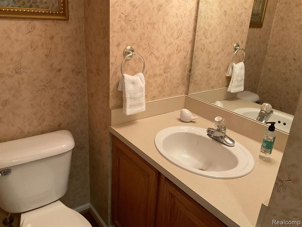 23351 REDMAN, Trenton, MI 48183 — Photo 16