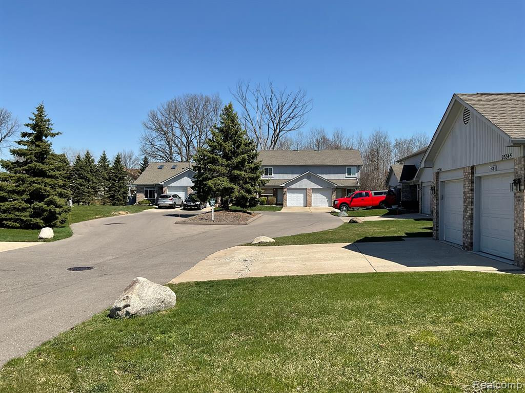 23351 REDMAN, Trenton, MI 48183 — Photo 28