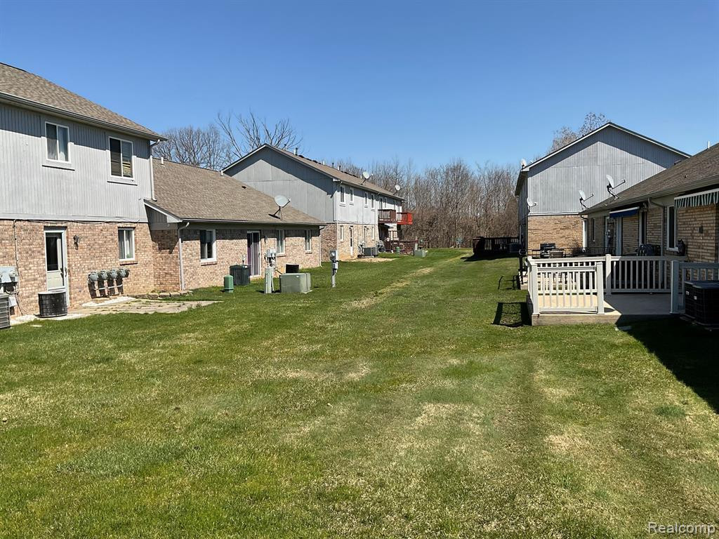 23351 REDMAN, Trenton, MI 48183 — Photo 31