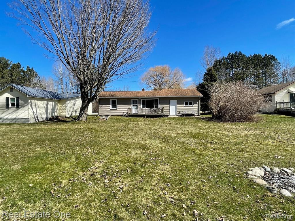10541 RIVERSIDE Drive, Honor, MI 49640 — Photo 28