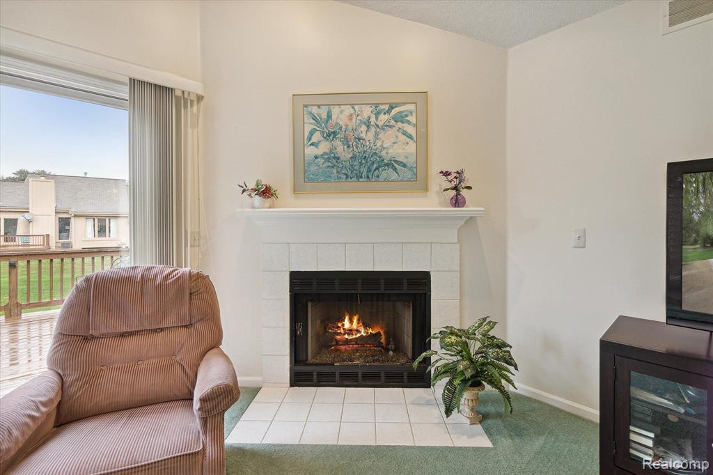 35048 White Pine Trail, Farmington Hills, MI 48335 — Photo 8