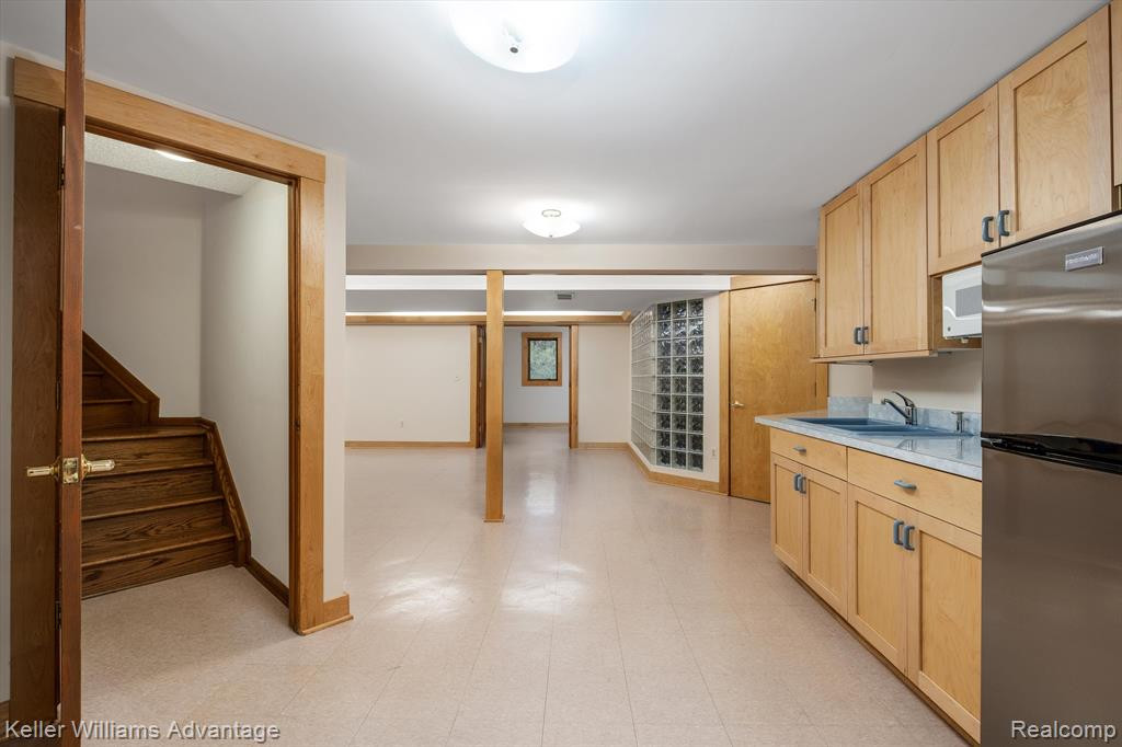 1372 LAUREL VIEW Drive, Ann Arbor, MI 48105 — Photo 20