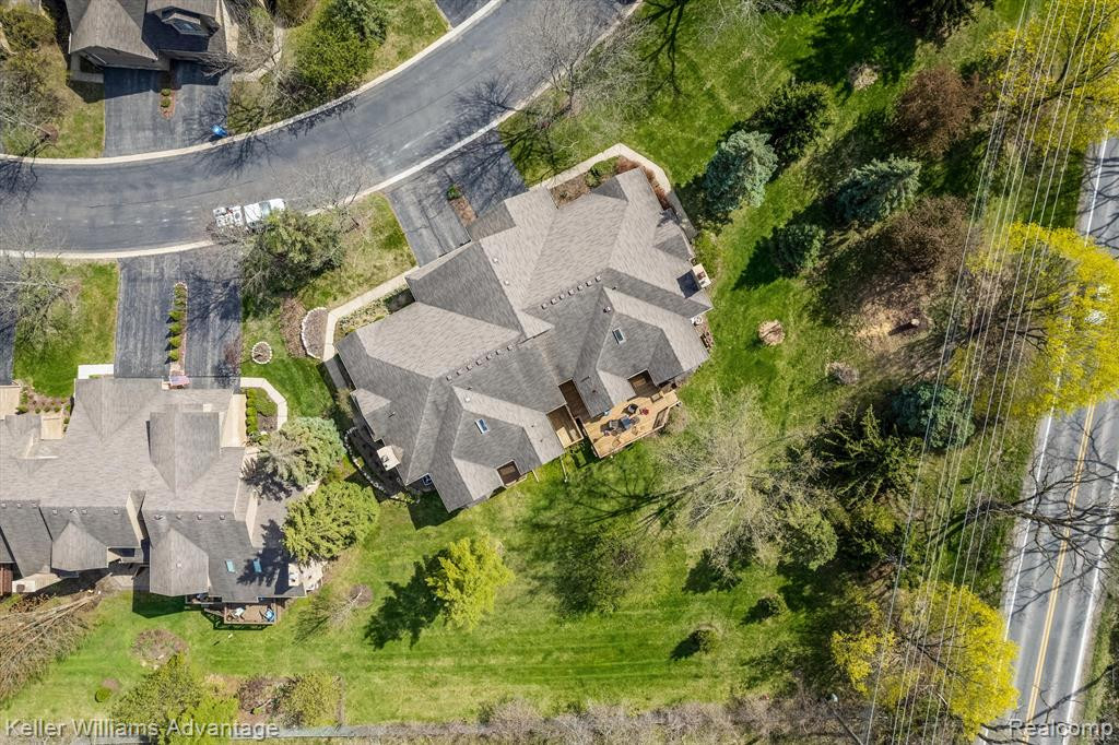 1372 LAUREL VIEW Drive, Ann Arbor, MI 48105 — Photo 37