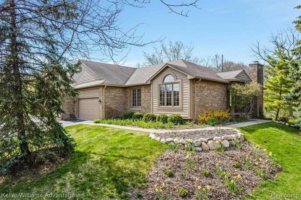 1372 LAUREL VIEW Drive, Ann Arbor, MI 48105 — Photo 41