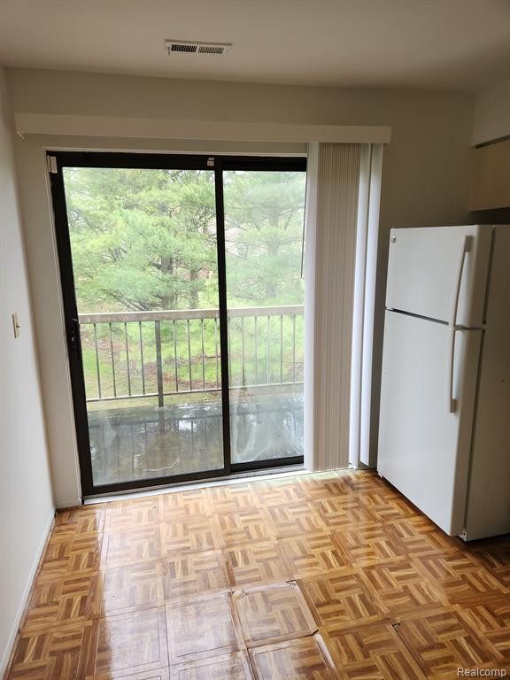 37066 KIRKSHIRE, Farmington Hills, MI 48331 — Photo 10