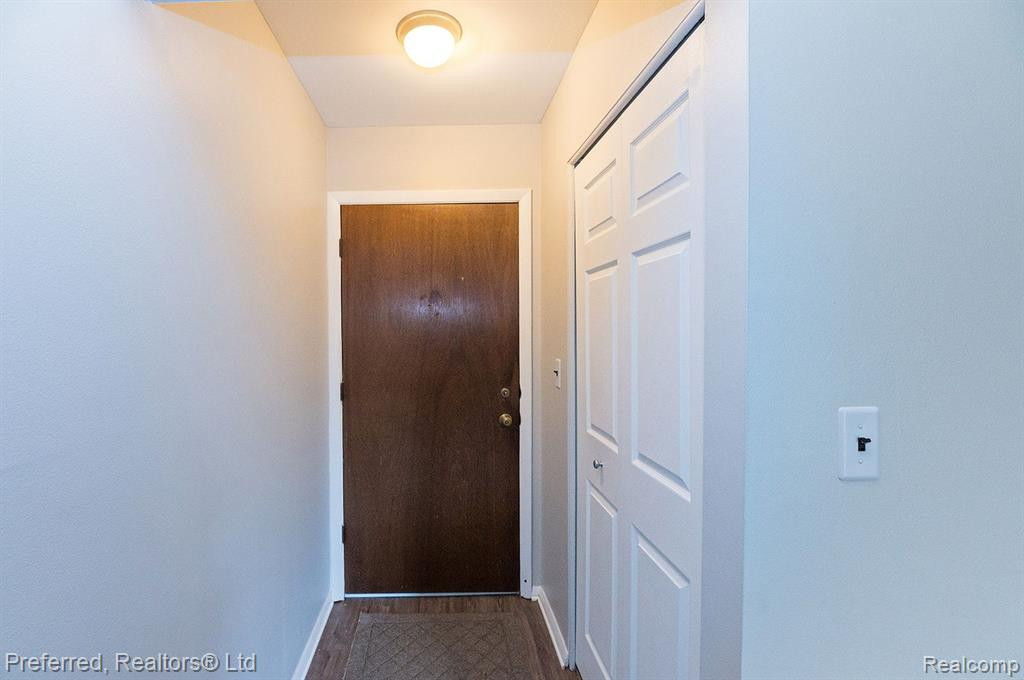 7422 WOODVIEW Street, 1, Westland, MI — Photo 5