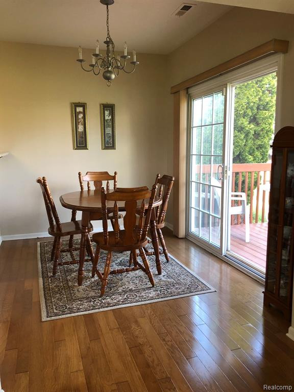 26667 KIRKWAY Drive, Woodhaven, MI 48183 — Photo 12