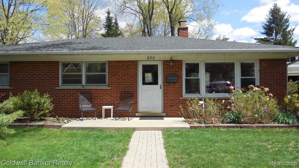 850 CARPENTER Street, Northville, MI 48167 — Photo 2