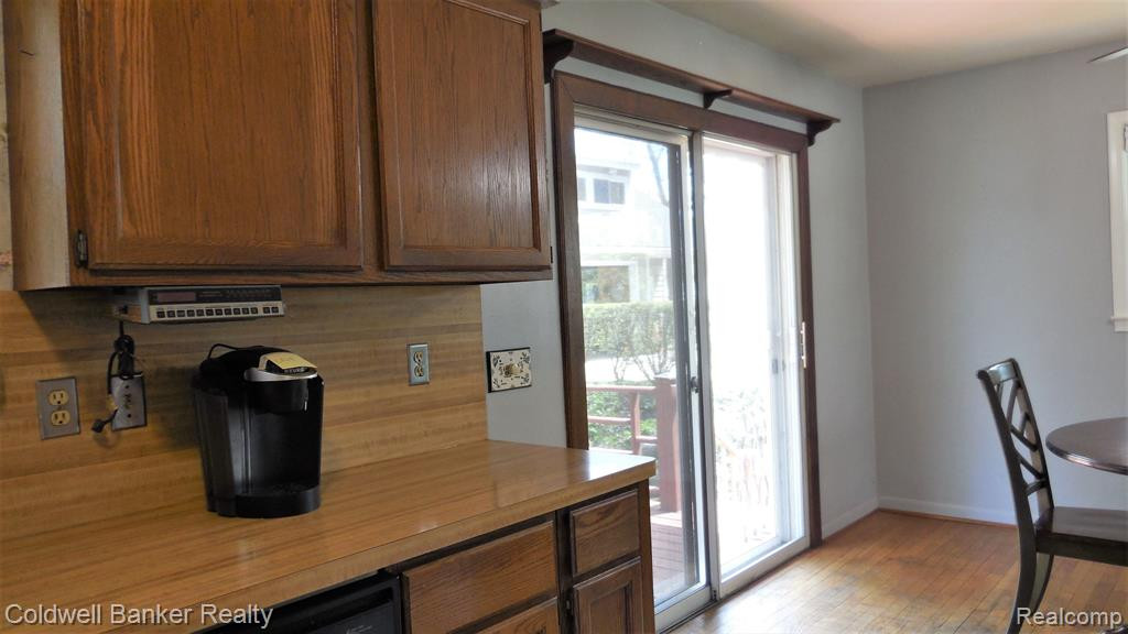 850 CARPENTER Street, Northville, MI 48167 — Photo 8