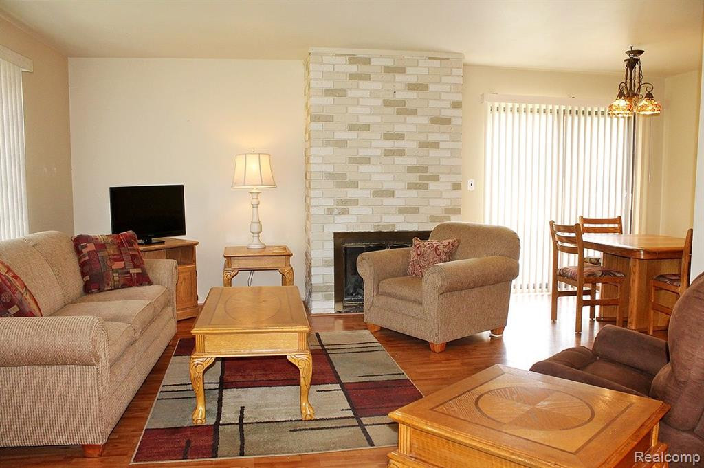 41553 BEDFORD Drive, Canton, MI 48187 — Photo 6