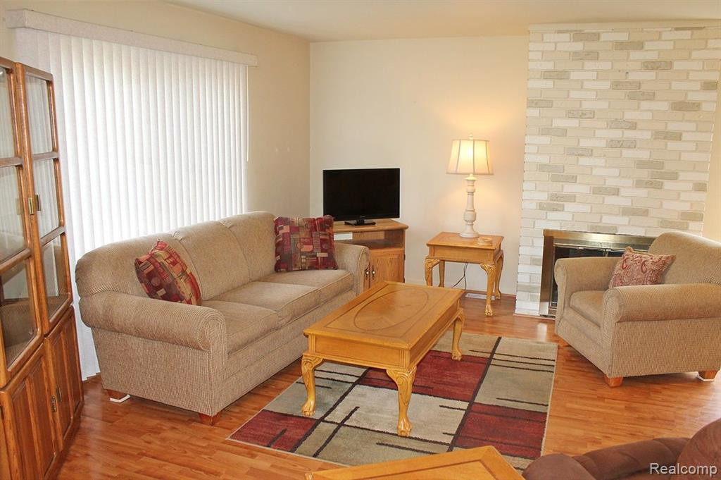 41553 BEDFORD Drive, Canton, MI 48187 — Photo 7
