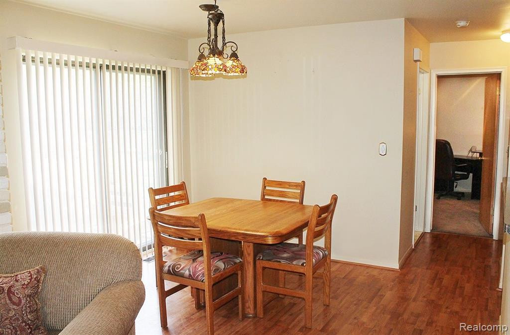 41553 BEDFORD Drive, Canton, MI 48187 — Photo 8