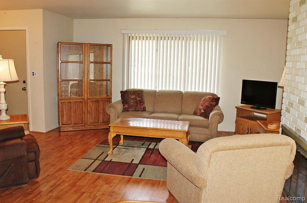 41553 BEDFORD Drive, Canton, MI 48187 — Photo 11