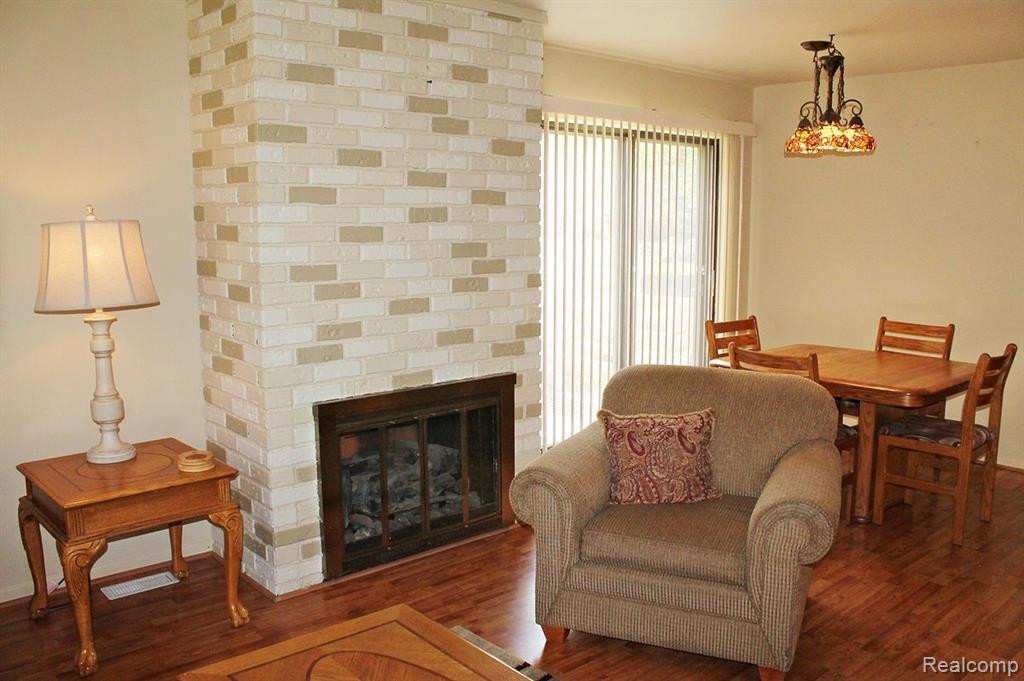 41553 BEDFORD Drive, Canton, MI 48187 — Photo 17