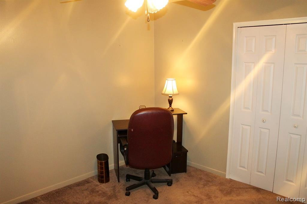 41553 BEDFORD Drive, Canton, MI 48187 — Photo 28