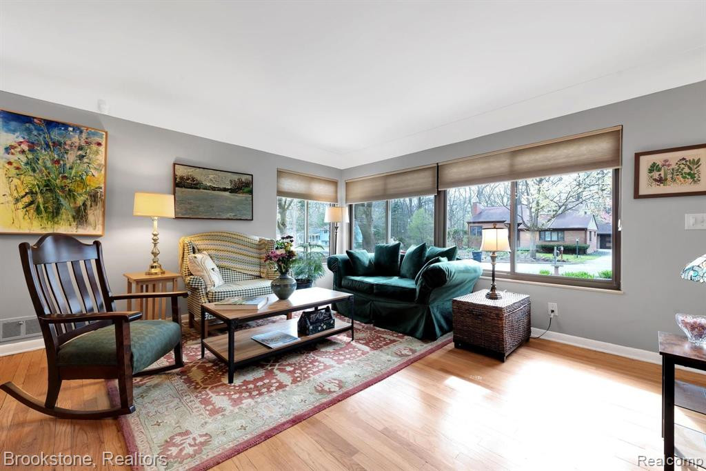 335 Hazelwood Avenue, Ann Arbor, MI 48103 — Photo 5