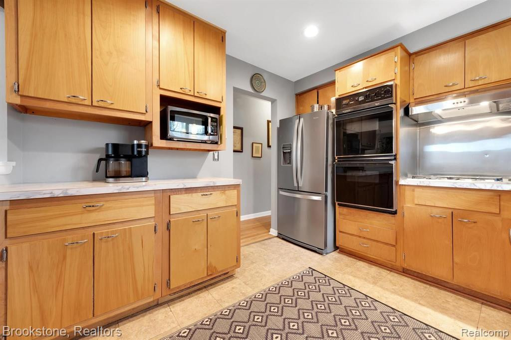 335 Hazelwood Avenue, Ann Arbor, MI 48103 — Photo 11