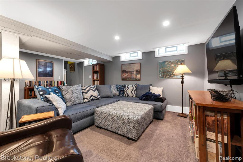 335 Hazelwood Avenue, Ann Arbor, MI 48103 — Photo 20