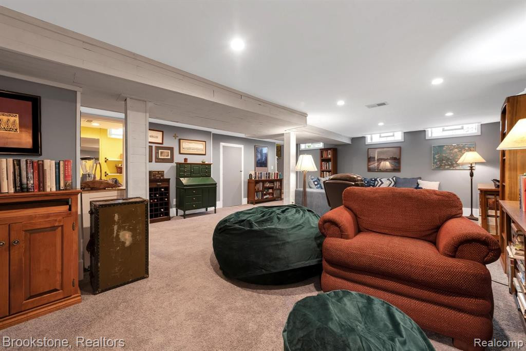 335 Hazelwood Avenue, Ann Arbor, MI 48103 — Photo 24