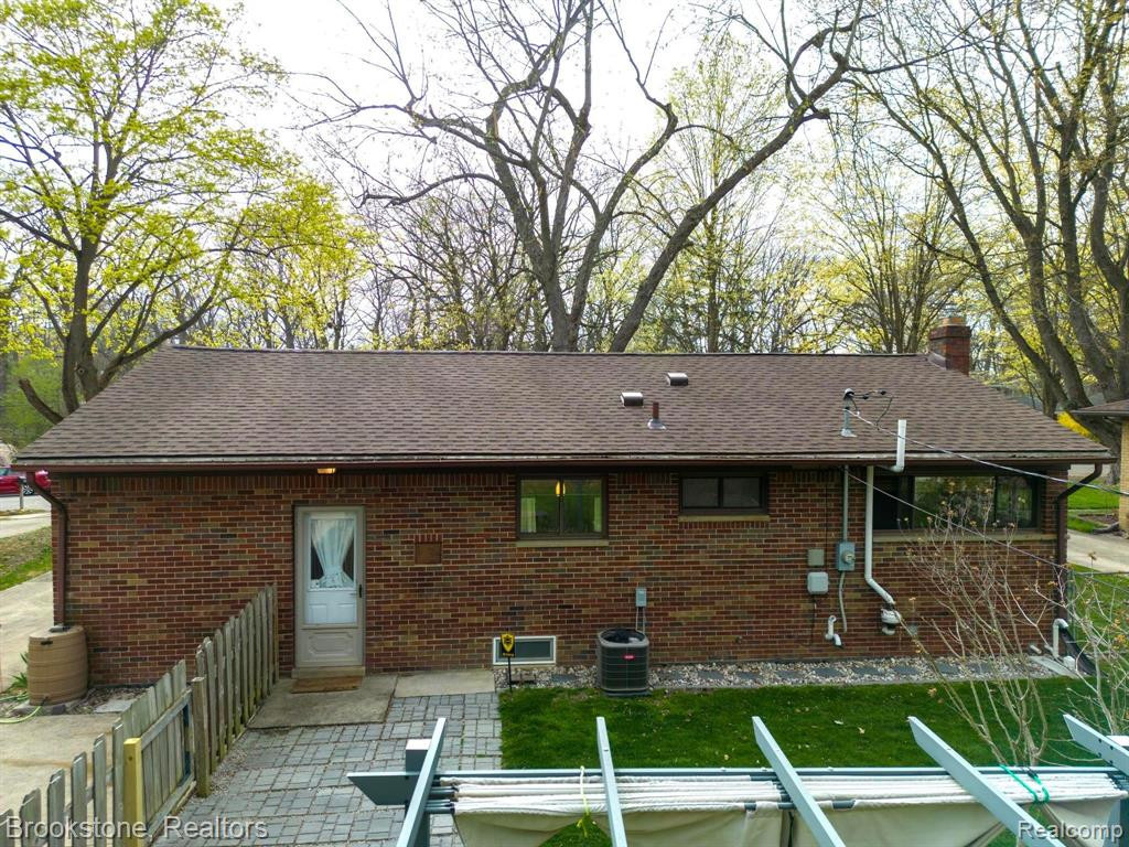 335 Hazelwood Avenue, Ann Arbor, MI 48103 — Photo 31
