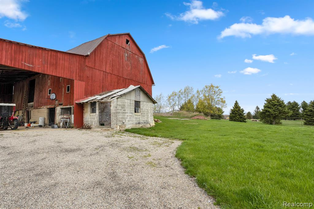 4131 DEAN Road, Brown, MI 48416 — Photo 41