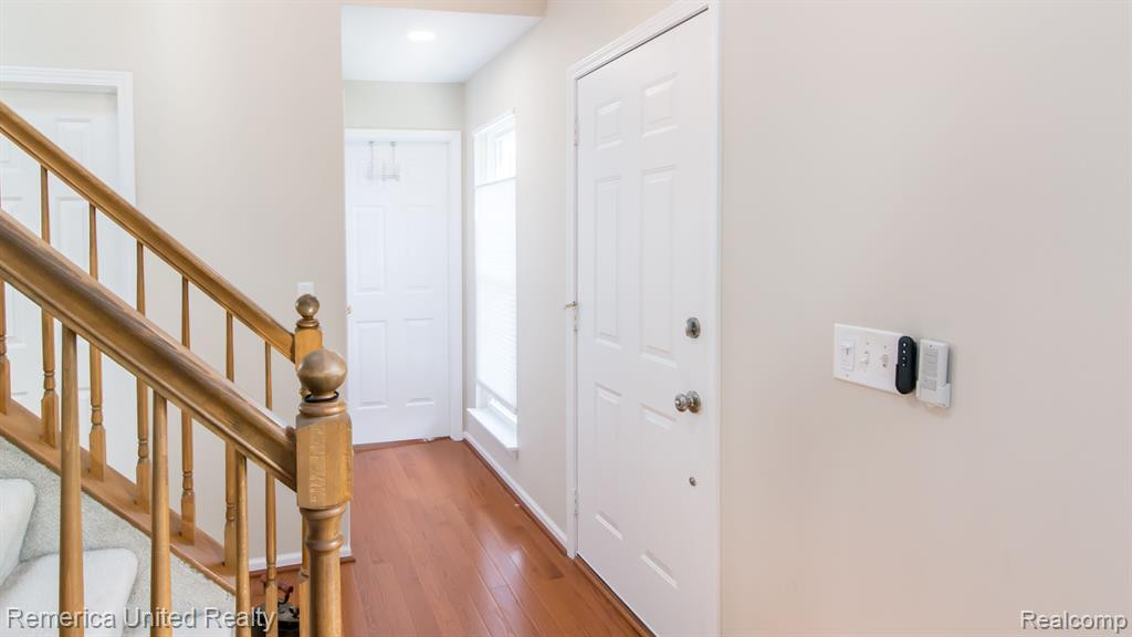 1944 HAWKS NEST Court, 56, Canton, MI 48188 — Photo 9