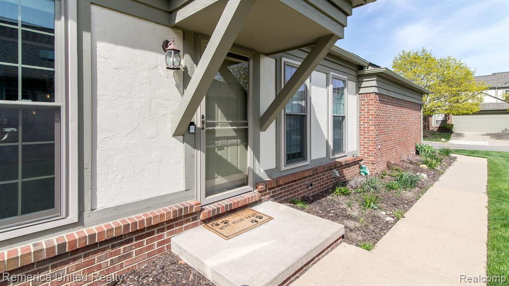 1944 HAWKS NEST Court, 56, Canton, MI 48188 — Photo 48
