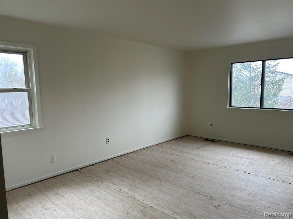 1168 N CAVALIER Road, Canton, MI 48187 — Photo 13