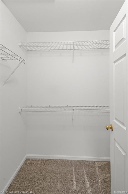 1033 CALPERNIA, Wixom, MI 48393 — Photo 23