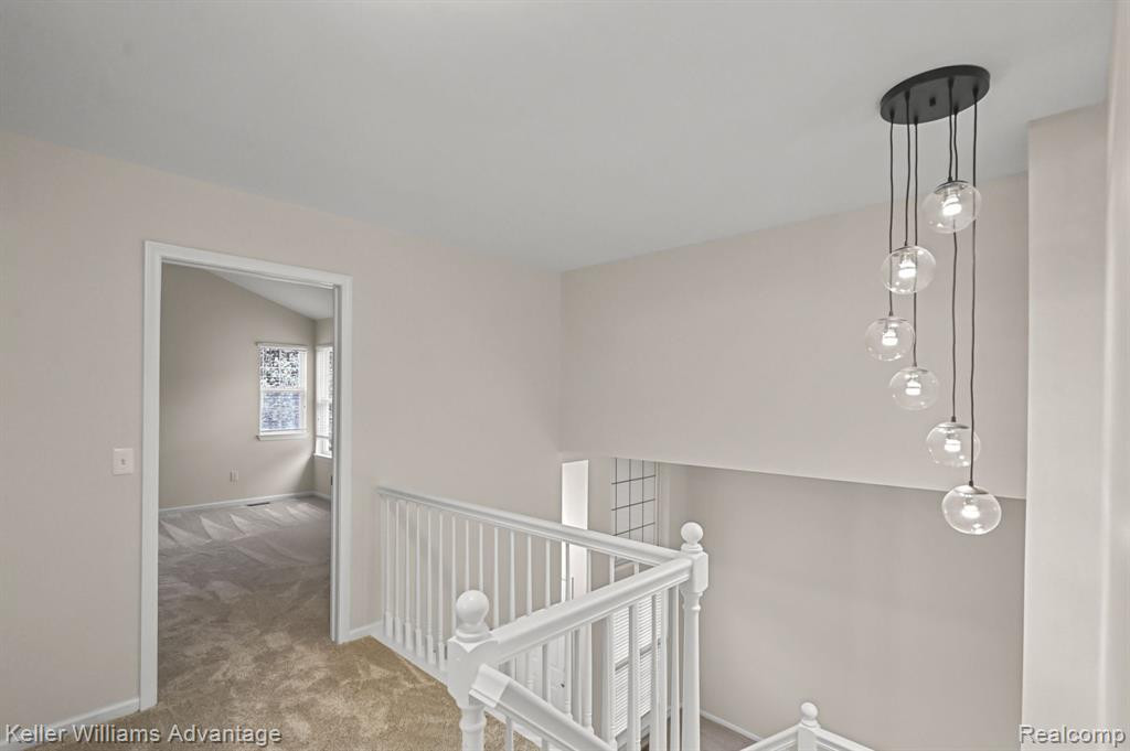 1033 CALPERNIA, Wixom, MI 48393 — Photo 28