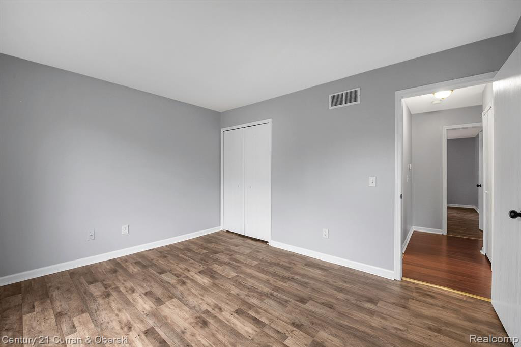 1037 HIGH RIDGE Drive, Canton, MI 48187 — Photo 17