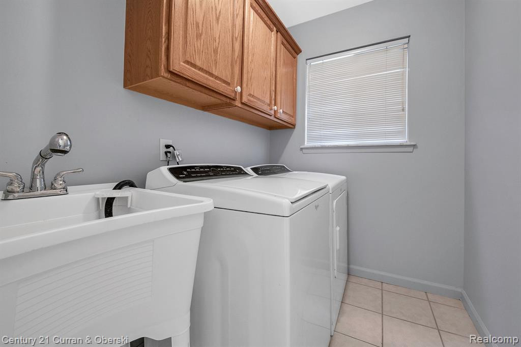 1037 HIGH RIDGE Drive, Canton, MI 48187 — Photo 19