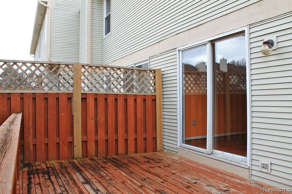 635 LIBERTY POINTE Drive, Ann Arbor, MI 48103 — Photo 6