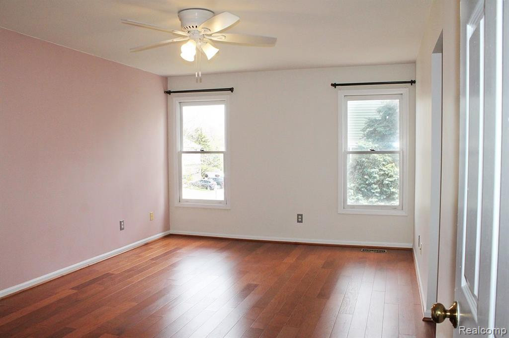 635 LIBERTY POINTE Drive, Ann Arbor, MI 48103 — Photo 29
