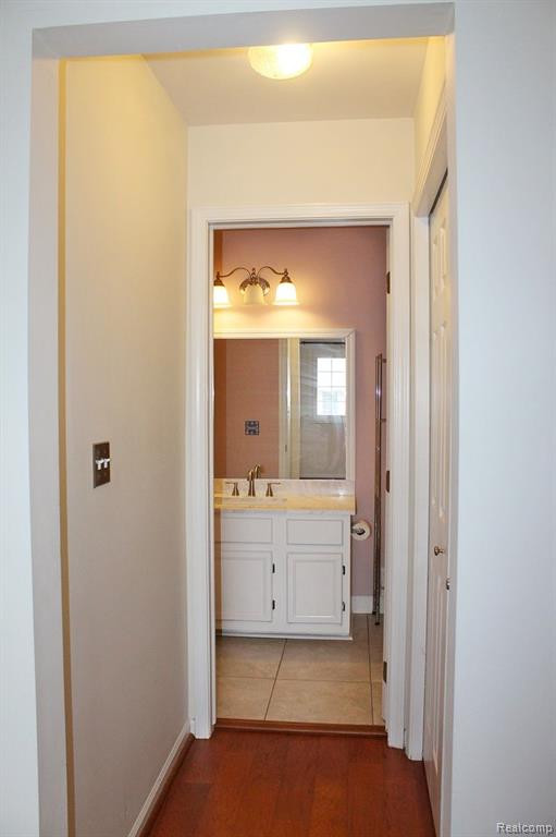 635 LIBERTY POINTE Drive, Ann Arbor, MI 48103 — Photo 33