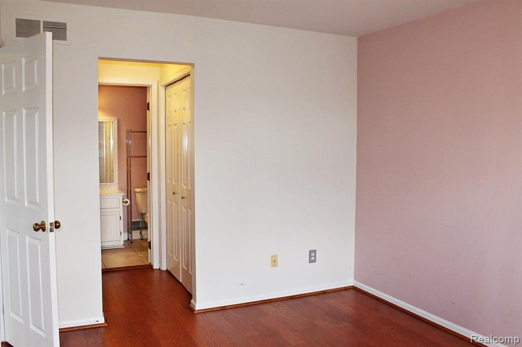 635 LIBERTY POINTE Drive, Ann Arbor, MI 48103 — Photo 34