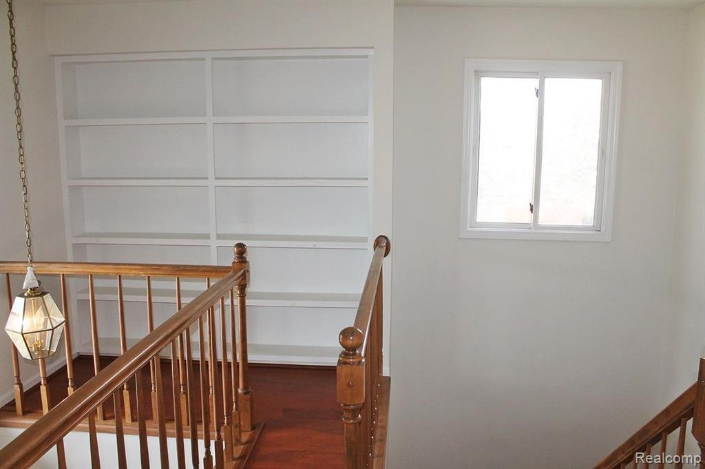 635 LIBERTY POINTE Drive, Ann Arbor, MI 48103 — Photo 38