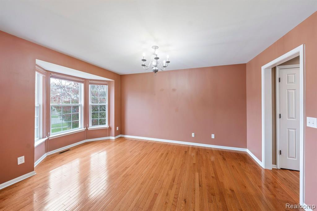 7587 ABIGAIL Drive, Ypsilanti, MI 48198 — Photo 9