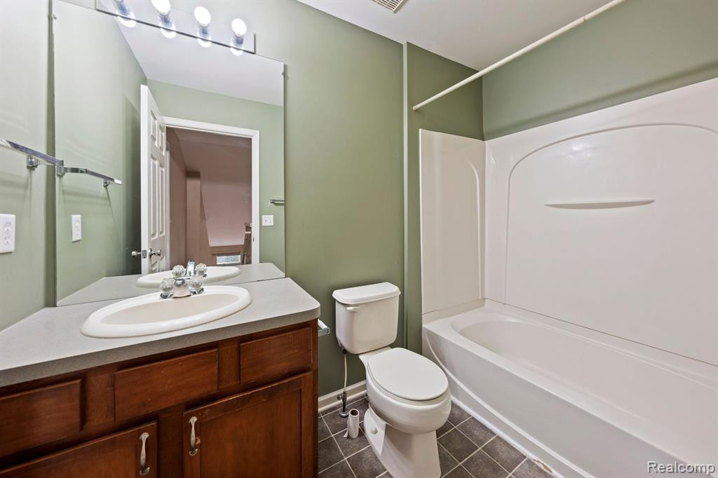 7587 ABIGAIL Drive, Ypsilanti, MI 48198 — Photo 19