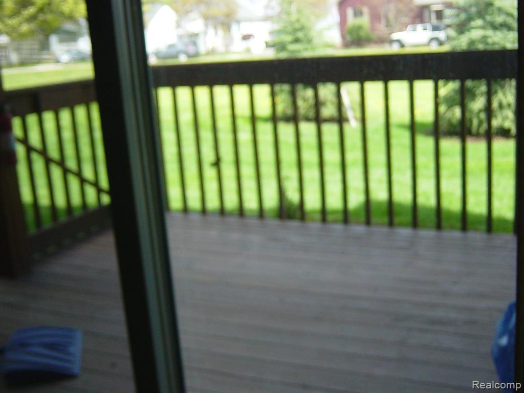 1205 HARBOUR Drive, 34, Trenton, MI 48183 — Photo 4
