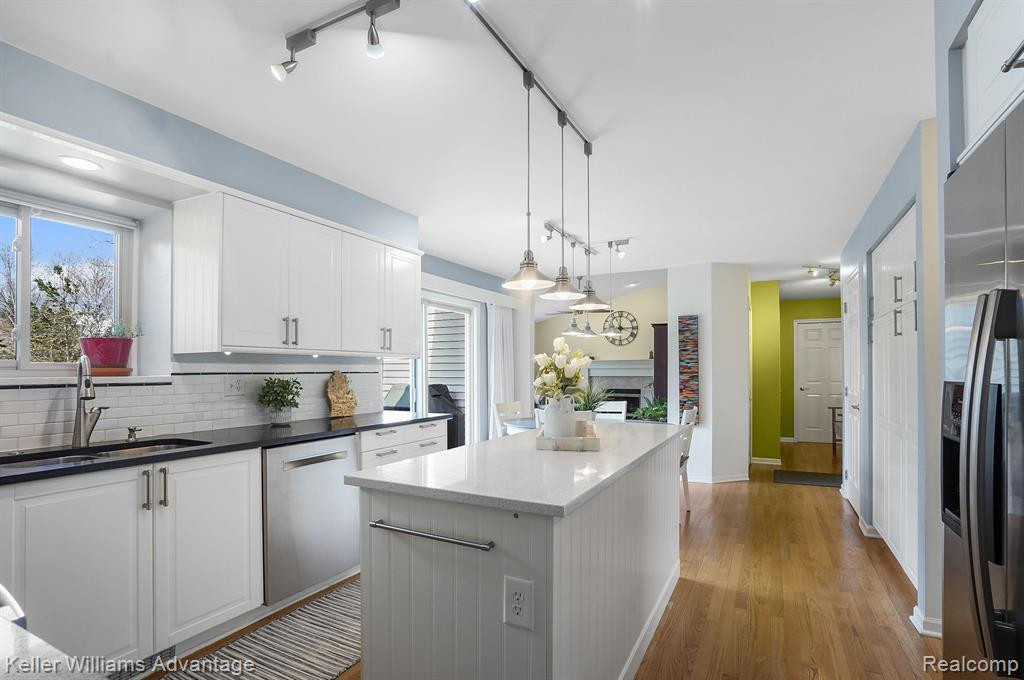 5793 CEDAR RIDGE Drive, Ann Arbor, MI 48103 — Photo 12