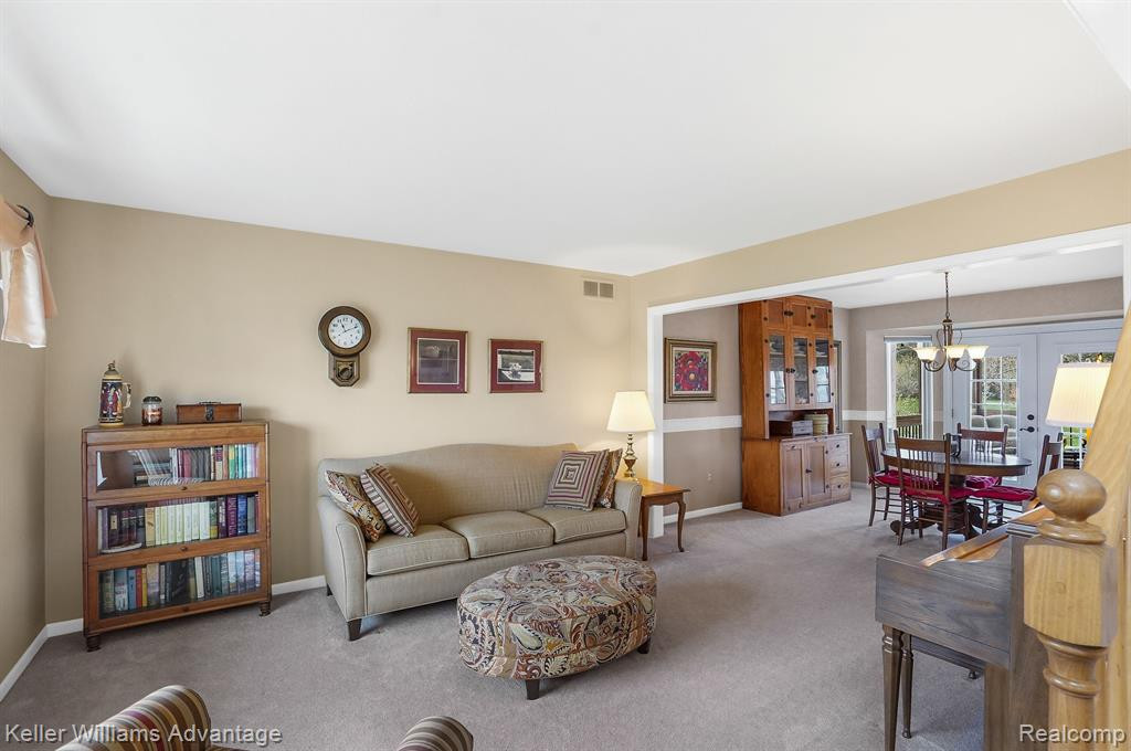 5793 CEDAR RIDGE Drive, Ann Arbor, MI 48103 — Photo 24