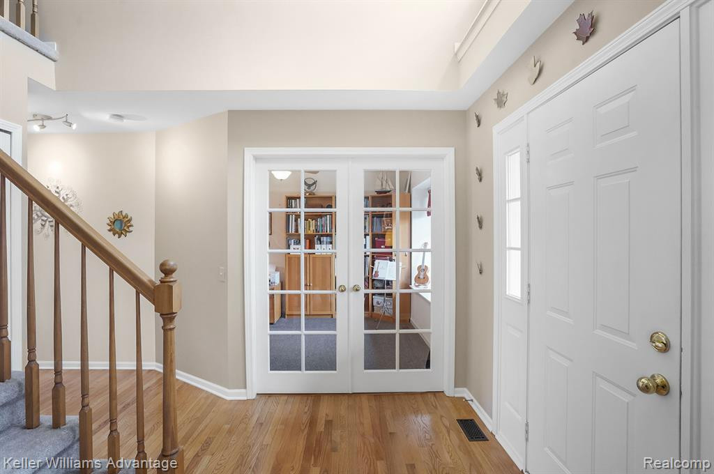 5793 CEDAR RIDGE Drive, Ann Arbor, MI 48103 — Photo 27