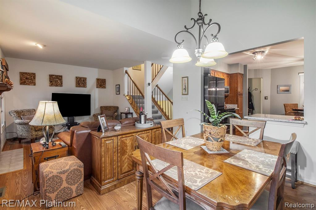 1002 Hickory Drive, Brighton, MI 48116 — Photo 4