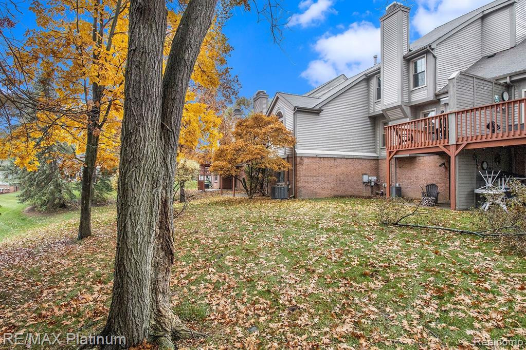 1002 Hickory Drive, Brighton, MI 48116 — Photo 23
