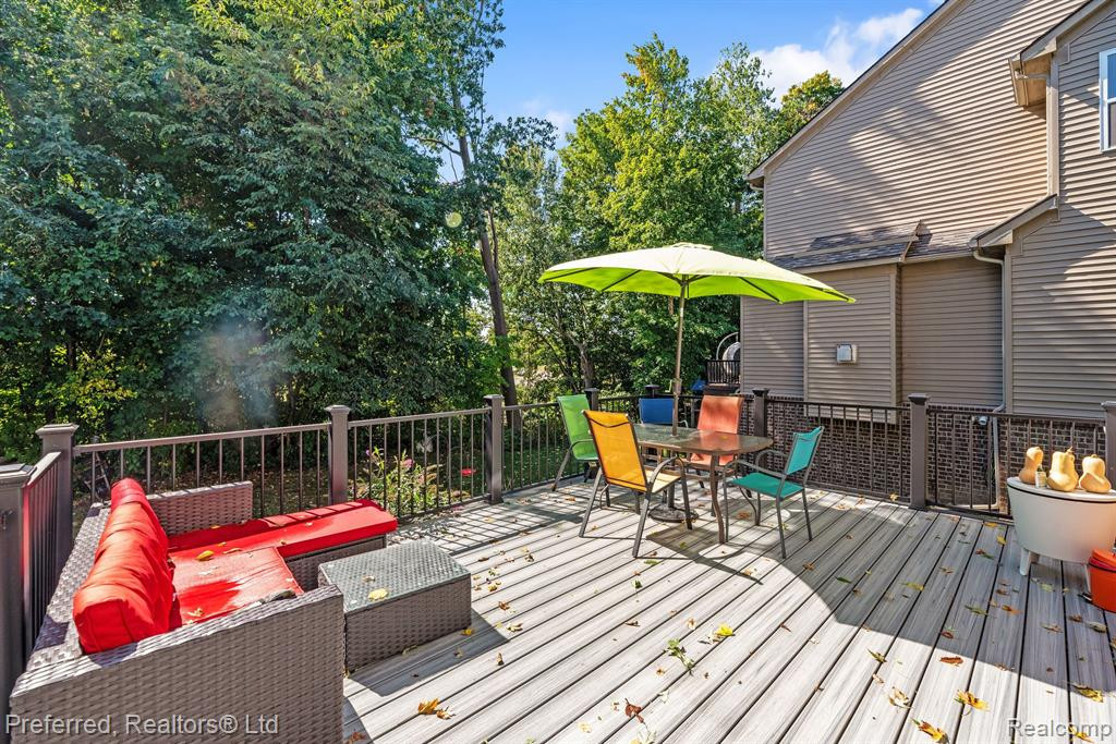 51231 Luke Lane, Novi, MI — Photo 6