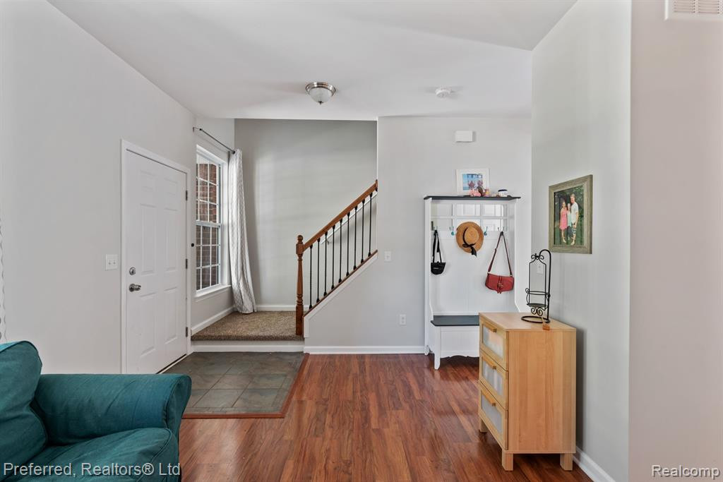 51231 Luke Lane, Novi, MI — Photo 12