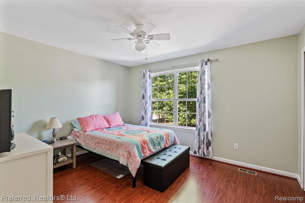 51231 Luke Lane, Novi, MI — Photo 21