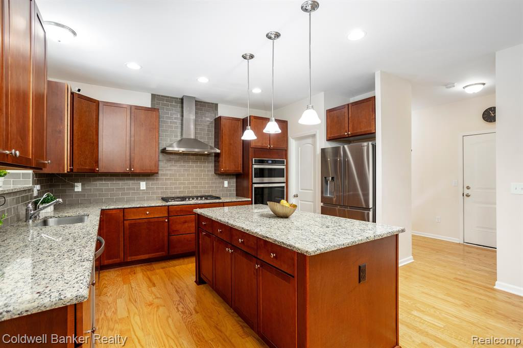 125 Shannon Partin Boulevard, South Lyon, MI 48178 — Photo 19
