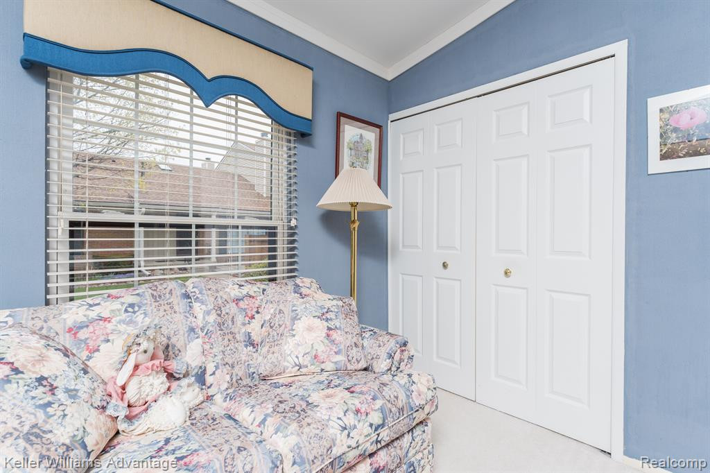 22274 Pondview, Novi, MI — Photo 13